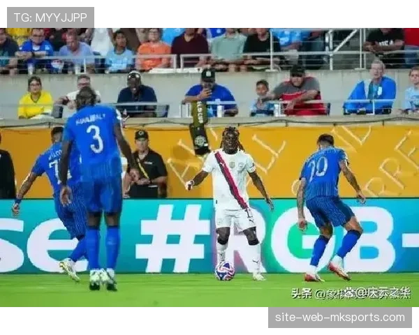 利雅得新月3比1逆转吉达国民,沙特联强强对话精彩纷呈